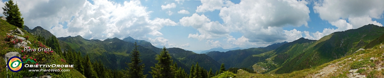 38 Panoramica verso la vallata di Mezzoldo e S. Marco... .jpg